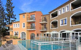 Privilège Appart-Hôtel Domaine De Mai - parking gratuit